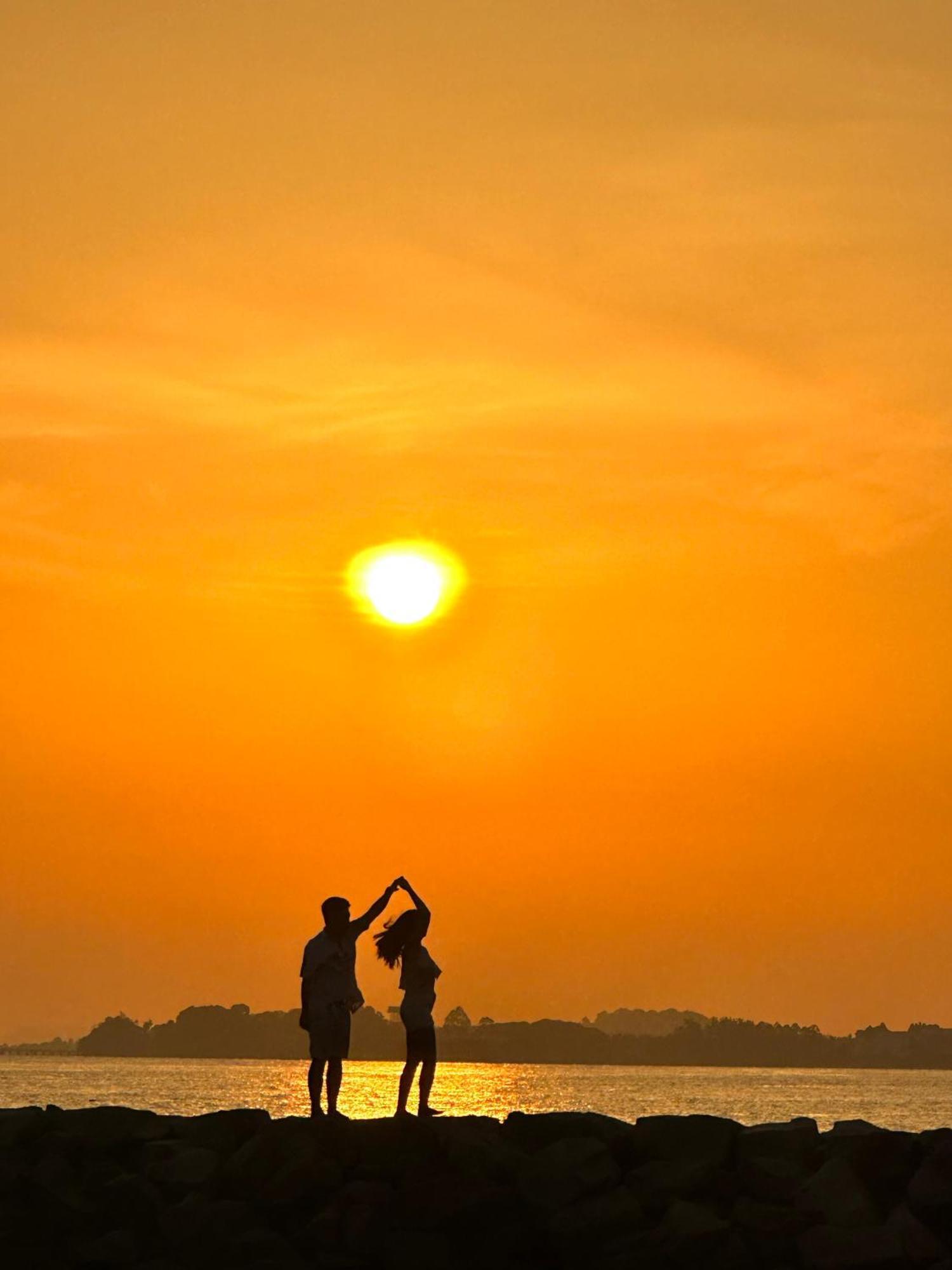 Beach N Breeze Glamping Malacca Esterno foto